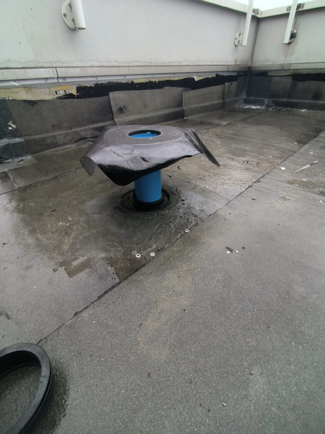 R.S Sicco UG – Wasser- & Brandschadensanierung, Reinigung und Gebäudedienste - Besselstraße 26 Mannheim Balkonsanierung