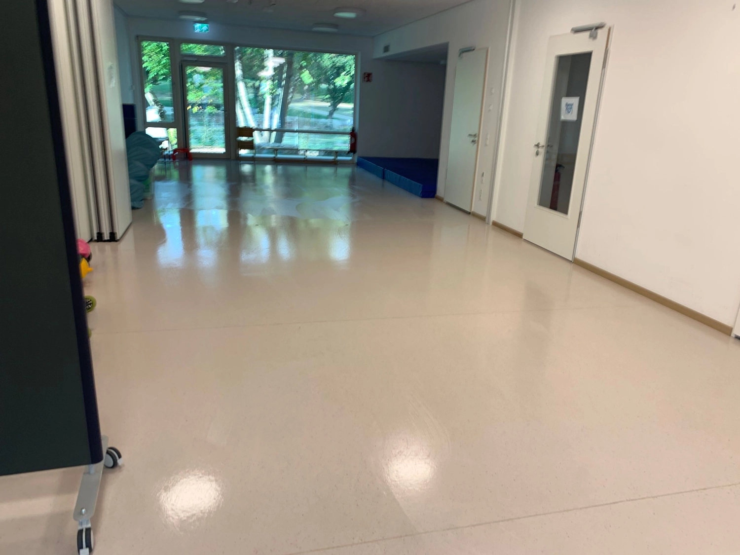 R.S Sicco UG – Wasser- & Brandschadensanierung, Reinigung und Gebäudedienste - Unterhaltsreinigung Kindergartenreinigung